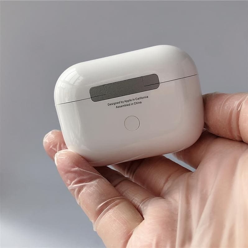 Airpods Pro 1:1 with wireless charging case